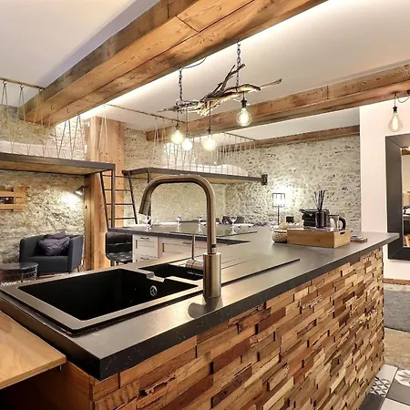 Apartamento Le Blandan Spacious And Cozy - 1st